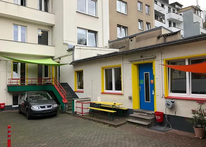 Backpackers Duesseldorf - Self Check-In