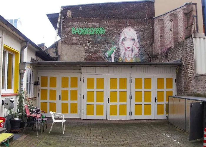 Backpackers Duesseldorf - Self Check-In